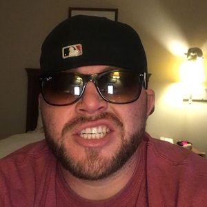 Meet your Posher, Roy